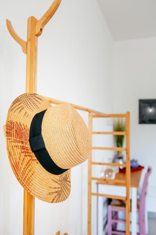 Domo Mediterranea Affittacamere-Guest House SantʼAntìoco Екстериор снимка
