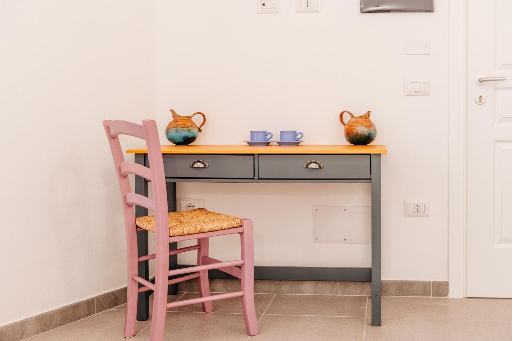 Domo Mediterranea Affittacamere-Guest House SantʼAntìoco Екстериор снимка